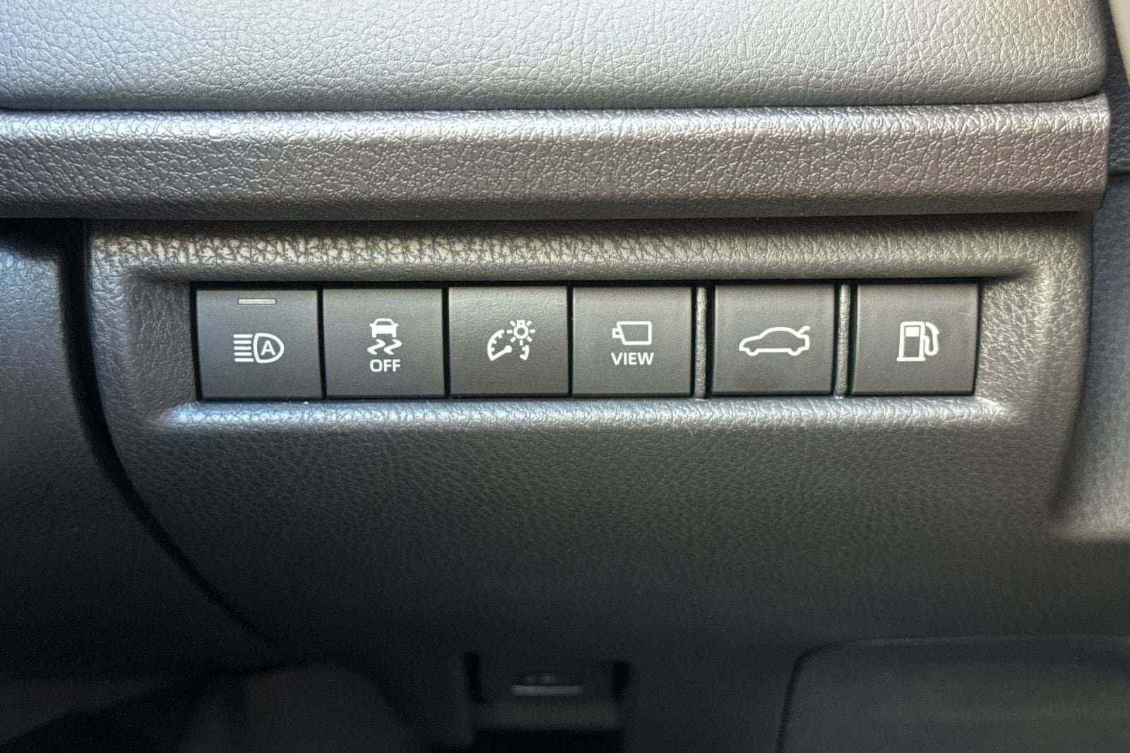 New 2026 Toyota Camry XSE FWD image 28