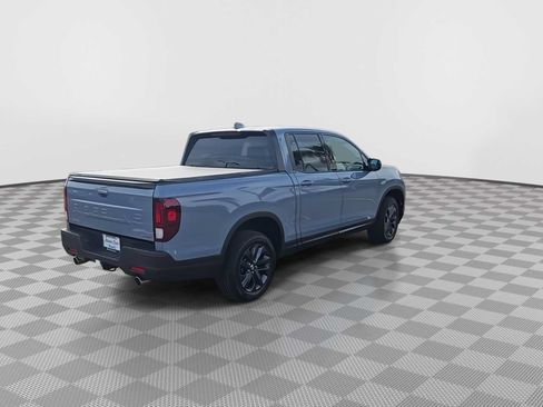 Used 2024 Honda Ridgeline Sport image 8