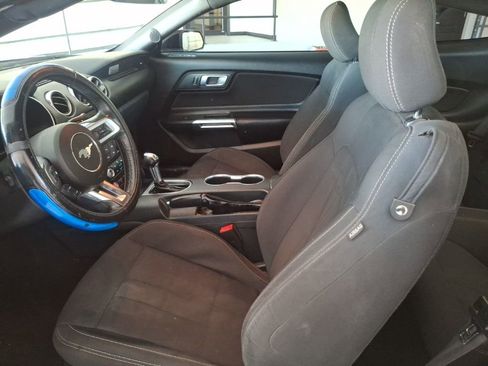 Used 2022 Ford Mustang Coupe RWD image 17
