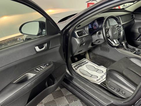 Used 2019 Kia Optima S w/ S Panoramic Sunroof Package FWD image 10