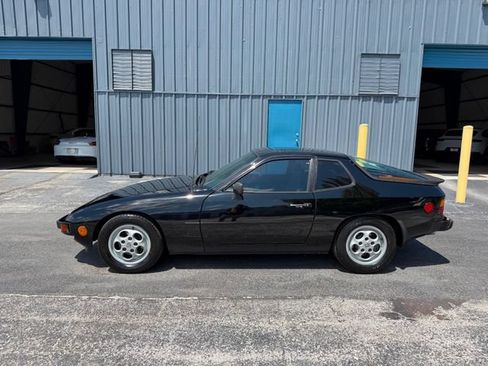 Used 1988 Porsche 924 S RWD image 83