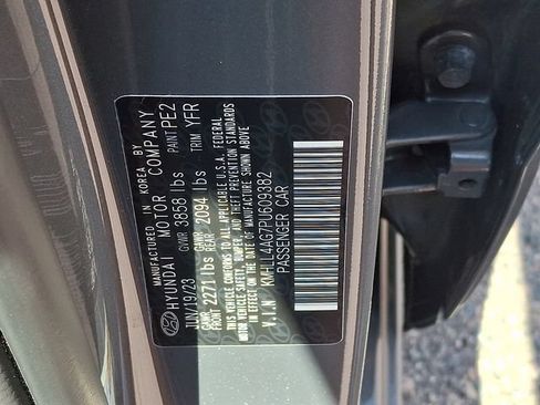 Used 2023 Hyundai Elantra SE w/ Preferred Accessory Package FWD image 26