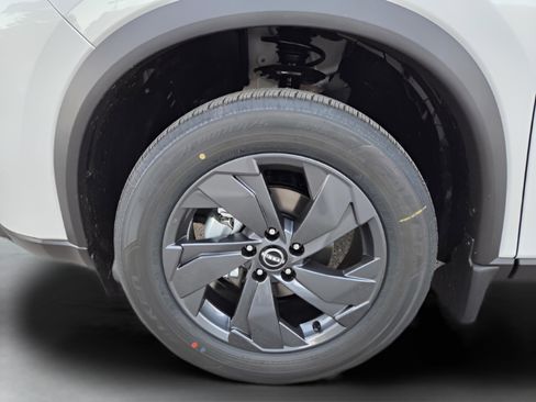 New 2026 Nissan Rogue SV image 23