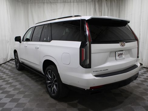 Certified 2024 Cadillac Escalade ESV Sport Platinum image 43