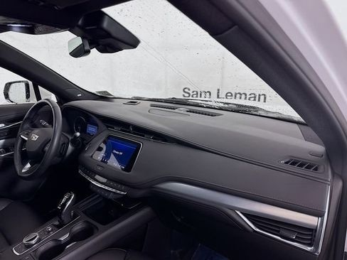 Used 2023 Cadillac XT4 Premium Luxury w/ Cold Weather Package image 30