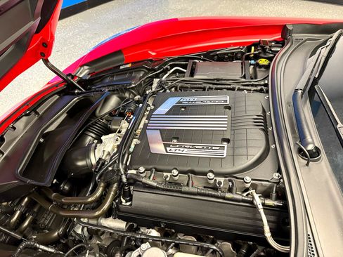 Used 2016 Chevrolet Corvette Z06 w/ 3LZ Preferred Equipment Group image 23