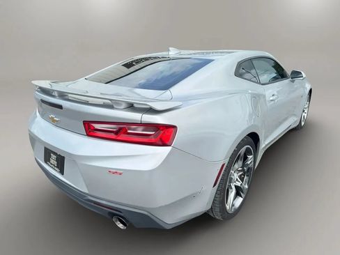 Used 2016 Chevrolet Camaro SS RWD image 6