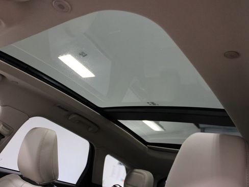 New 2026 Lincoln Corsair Premiere image 58