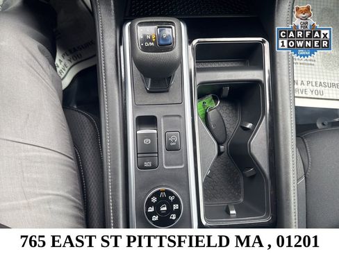 Used 2022 Nissan Pathfinder SV AWD/4WD image 21