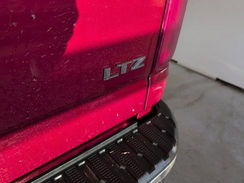 Used 2021 Chevrolet Silverado 2500 LTZ w/ LTZ Premium Package image 37