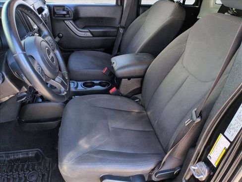 Used 2017 Jeep Wrangler Unlimited Sport w/ Connectivity Group image 11