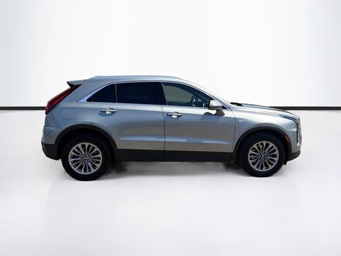 Certified 2025 Cadillac XT4 Premium Luxury FWD image 4