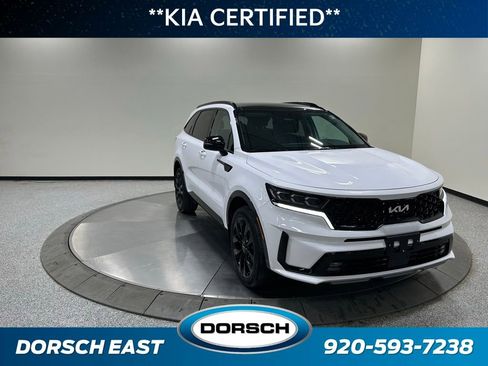 Used 2023 Kia Sorento SX AWD/4WD image 4