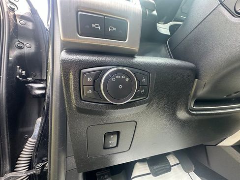 Used 2017 Ford F150 Platinum w/ Technology Package AWD/4WD image 23