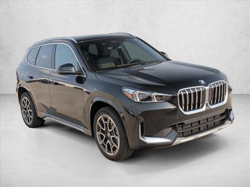 New 2027 BMW X1 xDrive28i AWD/4WD image 7