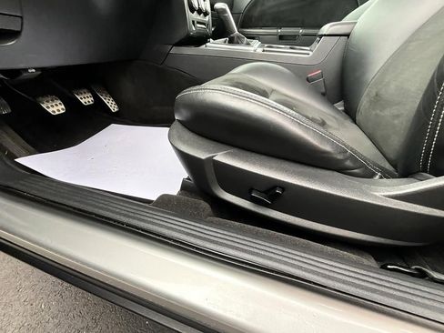 Used 2009 Dodge Challenger SRT8 w/ SRT Option Group II RWD image 24