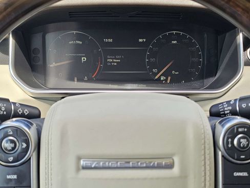 Used 2016 Land Rover Range Rover Supercharged AWD/4WD image 30