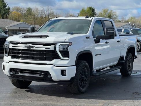 Used 2024 Chevrolet Silverado 2500 LT w/ Z71 Sport Edition AWD/4WD image 44