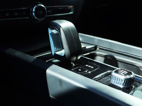 Used 2024 Volvo S60 B5 Core image 52