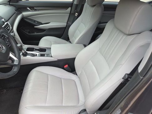 Used 2018 Honda Accord EX-L image 7