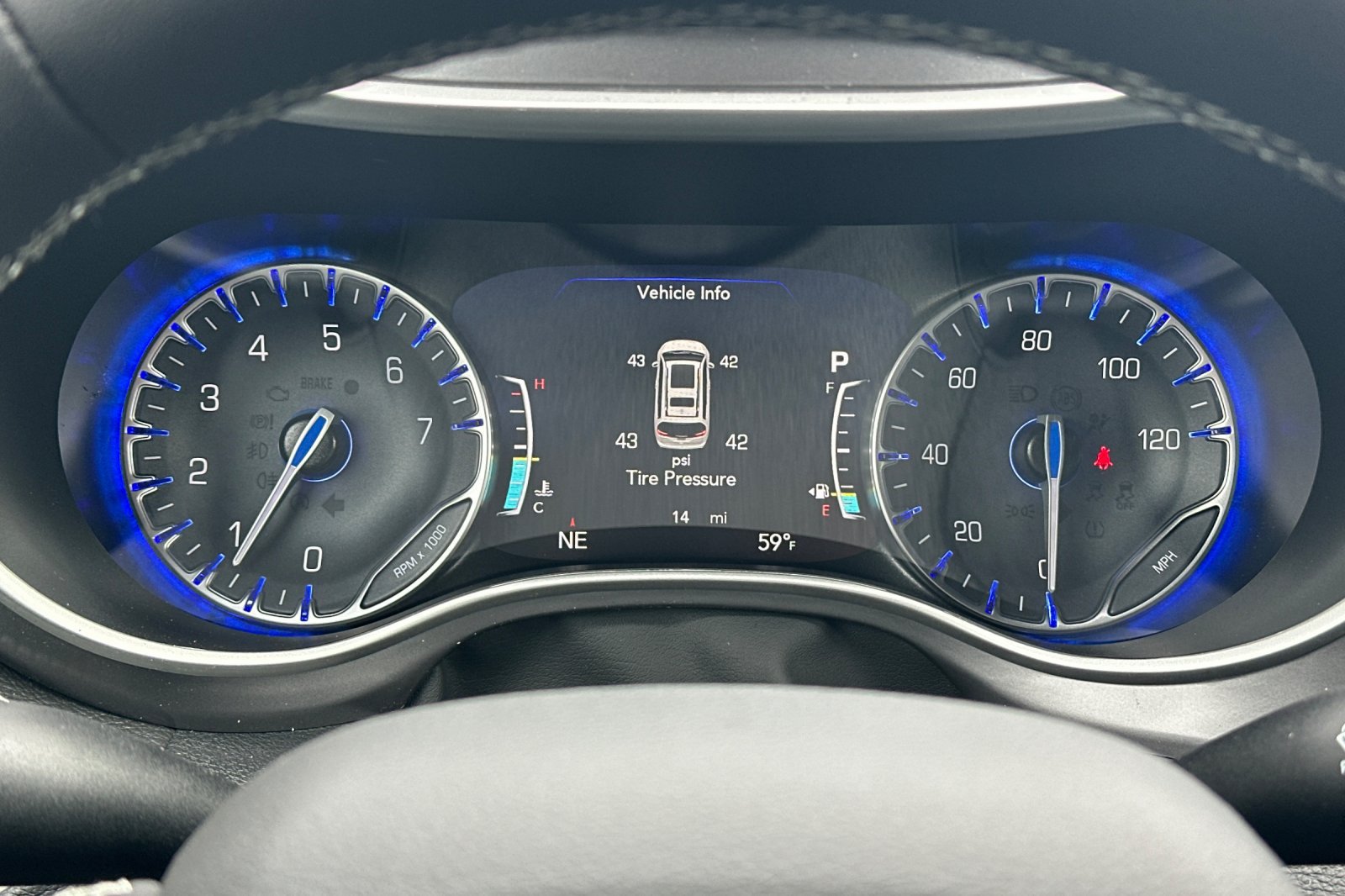 New 2026 Chrysler Pacifica Select FWD image 24