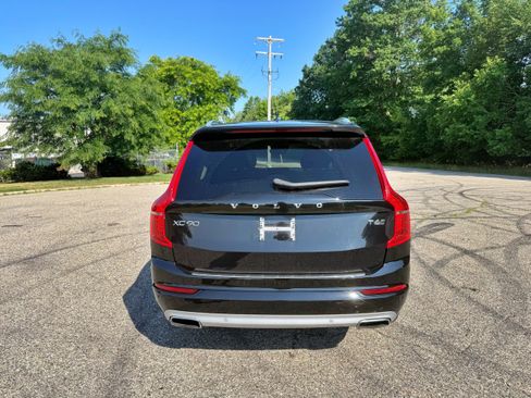 Used 2021 Volvo XC90 T6 Momentum w/ Advanced Package AWD/4WD image 8
