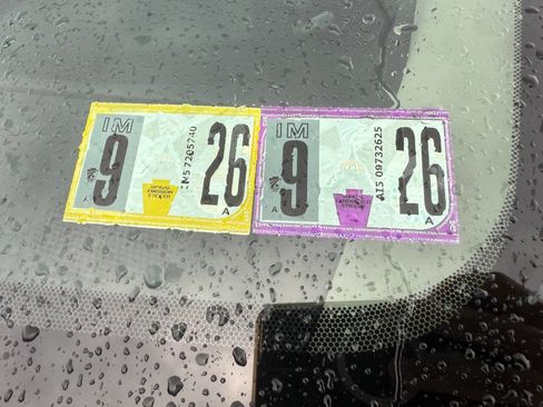 Used 2015 Dodge Grand Caravan SXT w/ Security Group image 13