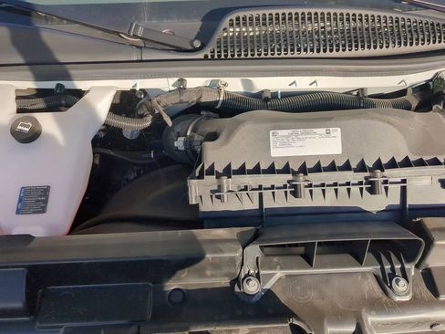 New 2025 GMC Savana 2500 w/ Driver Convenience Package image 27