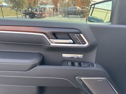 New 2026 GMC Sierra 1500 Denali image 13