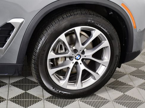Used 2024 BMW X5 xDrive40i w/ Premium Package AWD/4WD image 54