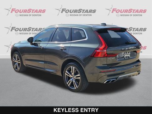 Used 2019 Volvo XC60 T6 Momentum w/ Advanced Package image 7