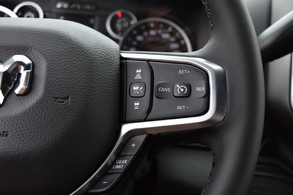 New 2026 RAM 3500 Big Horn AWD/4WD image 20