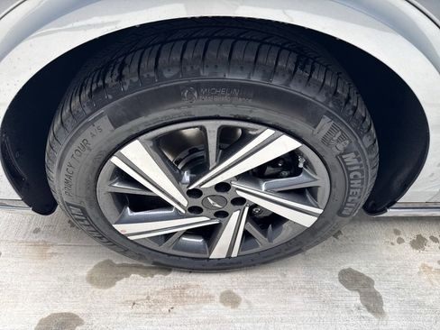 New 2026 Genesis GV70 3.5T Sport Advanced image 19