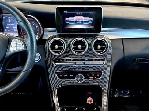 Used 2017 Mercedes-Benz C 300 Sedan image 32