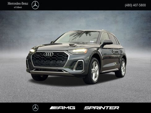 Used 2021 Audi Q5 e Premium Plus w/ Premium Plus Package image 1