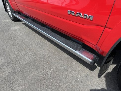 Used 2022 RAM 1500 Laramie image 9