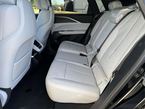 New 2025 Cadillac Lyriq Sport image 13