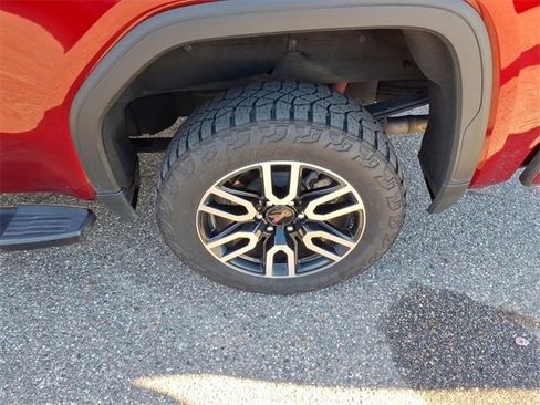 Used 2023 GMC Sierra 1500 AT4 w/ Technology Package image 21