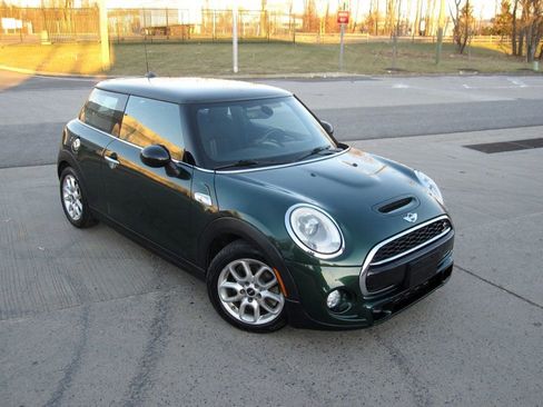 Used 2015 MINI Cooper S image 2