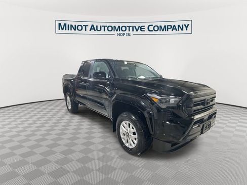 Used 2024 Toyota Tacoma SR5 AWD/4WD image 2