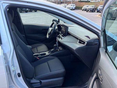 Used 2023 Toyota Corolla LE FWD image 25