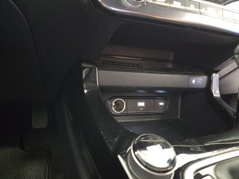Certified 2026 Kia Seltos SX AWD/4WD image 20