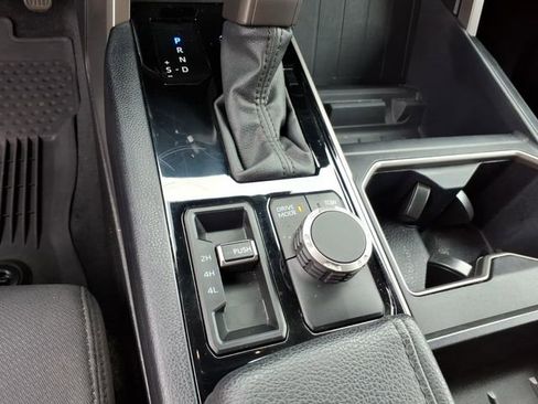 Used 2024 Toyota Tundra SR5 AWD/4WD image 19