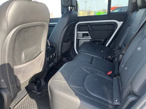 Used 2023 Land Rover Defender 130 S image 19