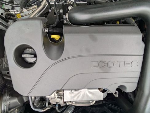 Used 2023 Chevrolet Equinox LT w/ Driver Convenience Package image 31