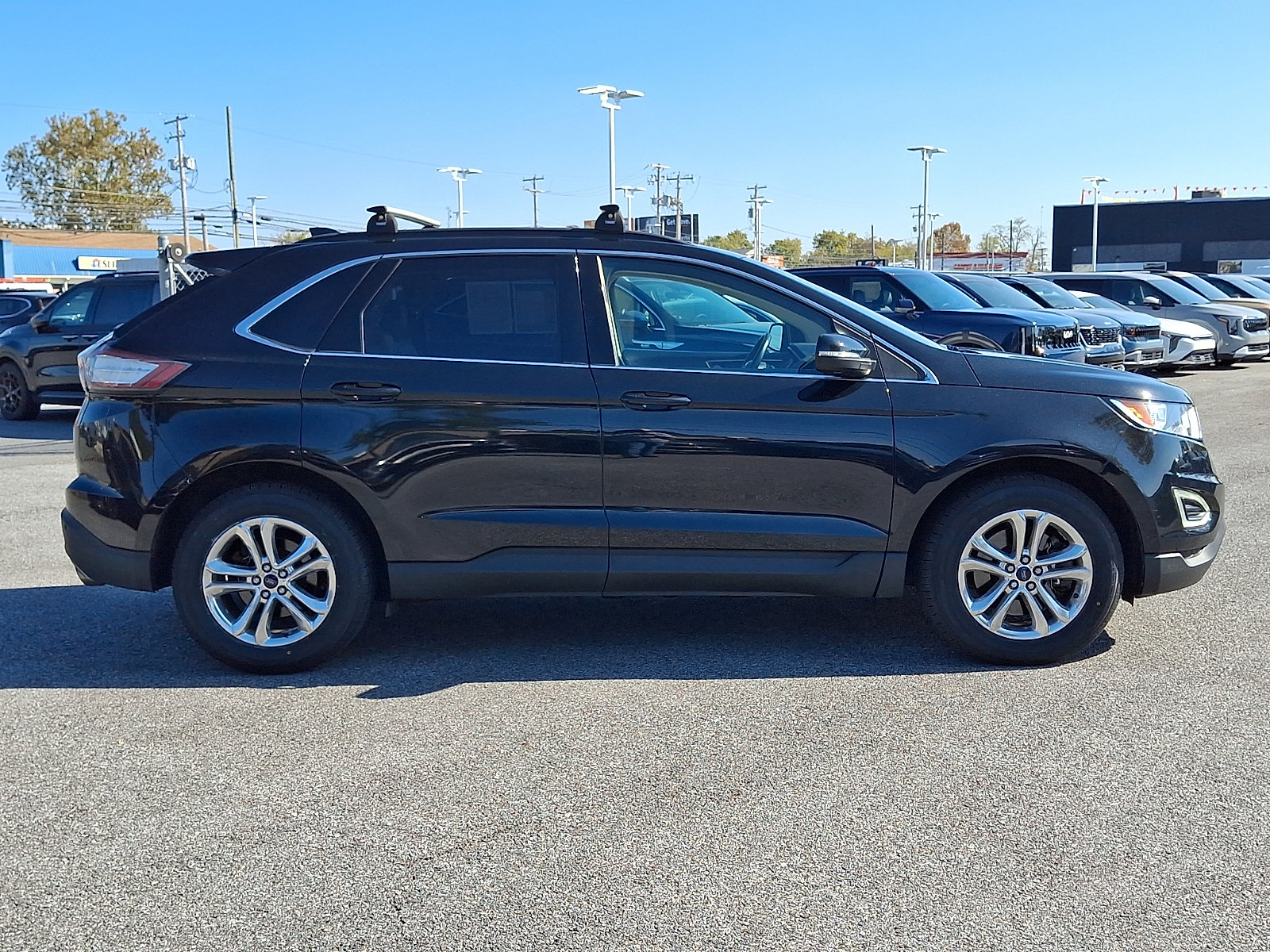 Used 2015 Ford Edge SEL w/ Equipment Group 201A AWD/4WD image 4