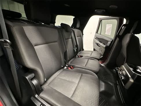 Used 2020 Ford Expedition XLT image 23