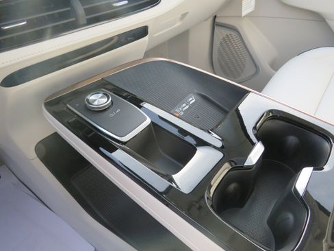 New 2026 Buick Enclave Avenir w/ Super Cruise Package image 15