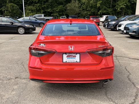 Used 2024 Honda Civic Sport image 5