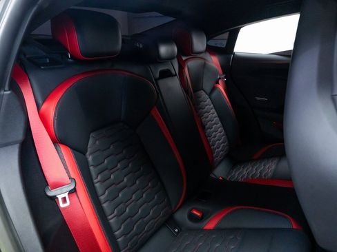 Used 2023 Audi RS e-tron GT image 22